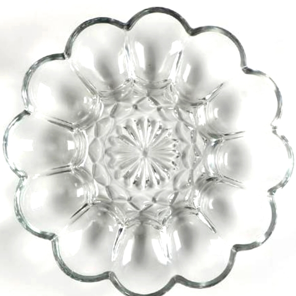 Egg Server "Presence Clear" by Anchor Hocking - Picture 2 of 2